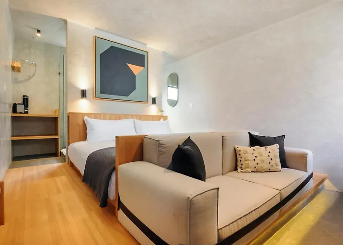 Chico Aparthotel 3*